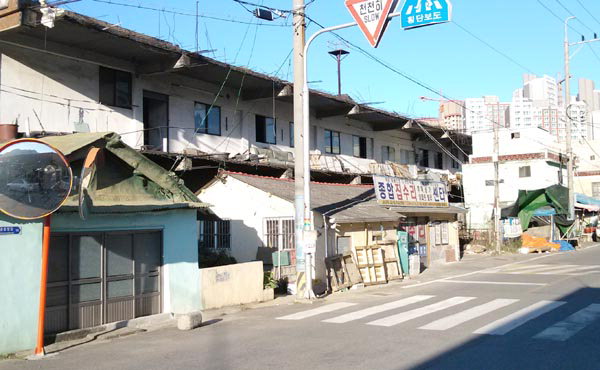 양산 물금시장 현대화 결국 해 넘긴다