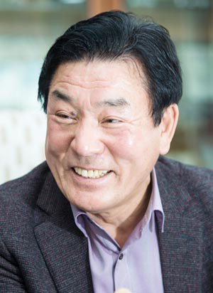 [동정] 진주향우회 등반대회 열어 外
