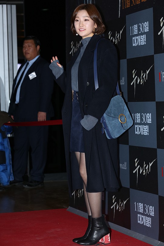 [포토] 박소담 “오늘은 여대생 패션” (두 남자 VIP 시사회)