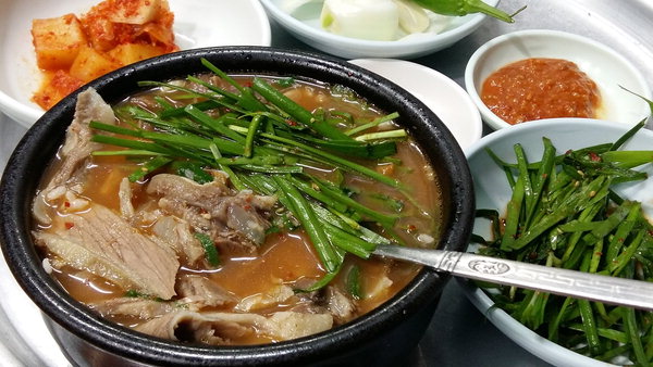 시인 최원준의 부산탐식프로젝트 <40> 부산 돼지국밥
