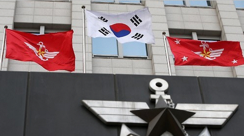 문재인 정부 첫 장군 인사… ‘여군 진급·탈 사관학교’로 국방개혁 박차