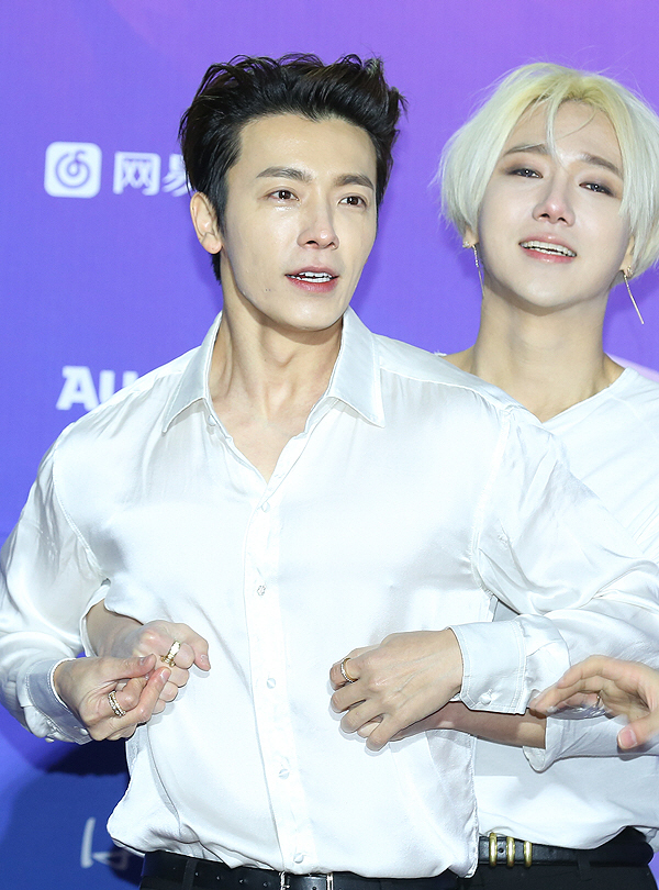 [국제포토] 슈퍼주니어 동해 “감동의 눈물” (서가대)