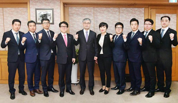 부산지구JC 회장단 본사 방문