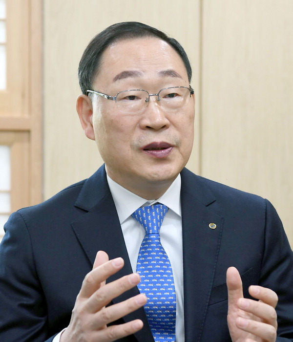 [시사人] 김용섭 부산신보 이사장