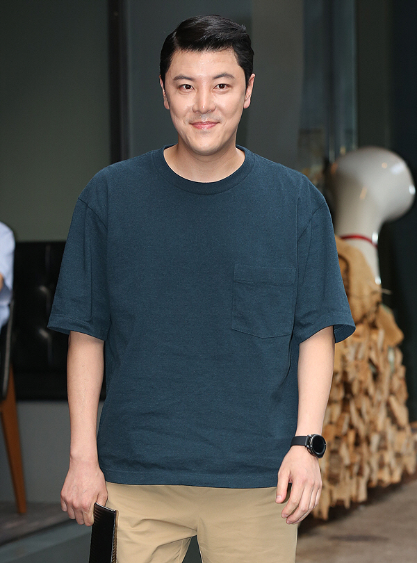 [국제포토] 김성범 돋보이는 콧날’ (어비스 종방연)