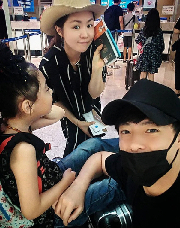 노유민 아내 이명천 코러스 가수 이력 화제, 미숙아이던 딸은 건강하게 자라…