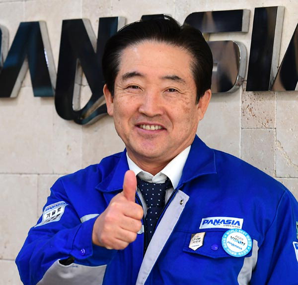 1년 새 매출 9배…파나시아의 기적