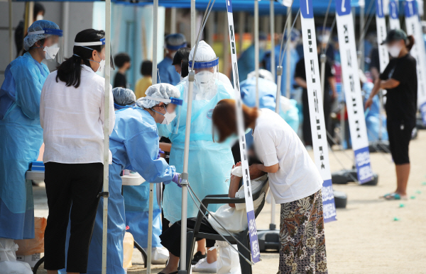 안산 사흘새 카자흐스탄인 4명 잇따라 확진