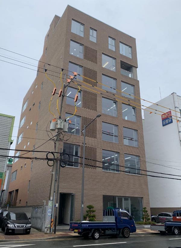 ‘나르지오워킹화’ 부산 신사옥 준공