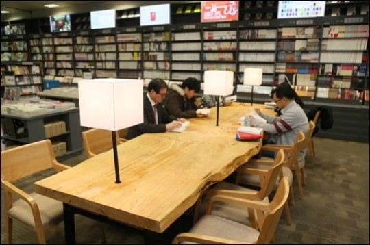 교보문고 강남점 도심 속 휴식공간으로 재탄생