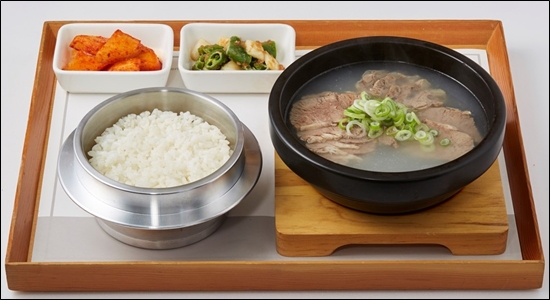 CJ푸드빌 비비고 갓 지은 솥밥 출시