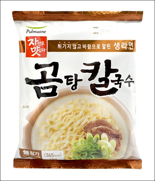 풀무원, 사골국물 맛 담아낸 곰탕칼국수 출시