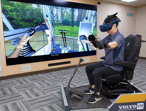 볼보그룹코리아, 첨단 VR 시스템 적용한 인피니티 룸 공개