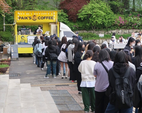 더본코리아, 숭의여대 찾아가는 빽다방 진행…음료·후식 무료제공