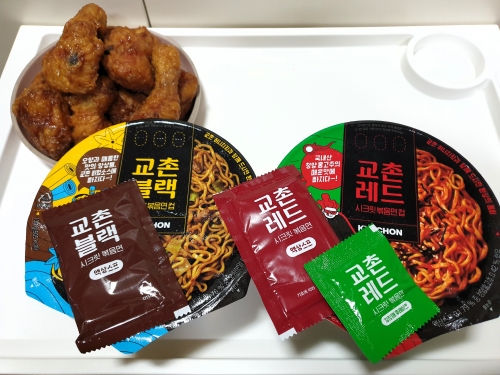 [컨슈머리뷰] 치면 띄우는 교촌…흥행은 글쎄