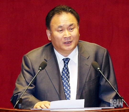 [포토] 인사말하는 이상민 법사위원장