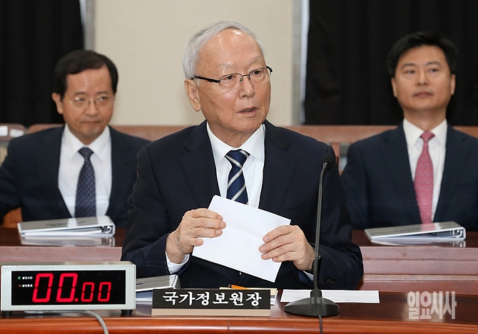 [포토] 답변하는 이병호