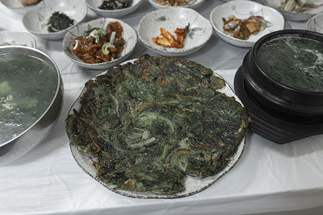 이야기가 있는 겨울 음식 ③벌교 꼬막과 장흥 매생이