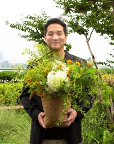화훼농가 돕자 이태성 세아홀딩스 대표