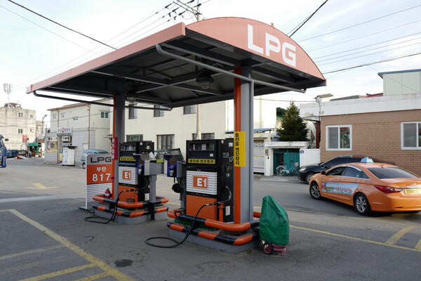 LPG충전소에서 초급속 전기차 충전 가능