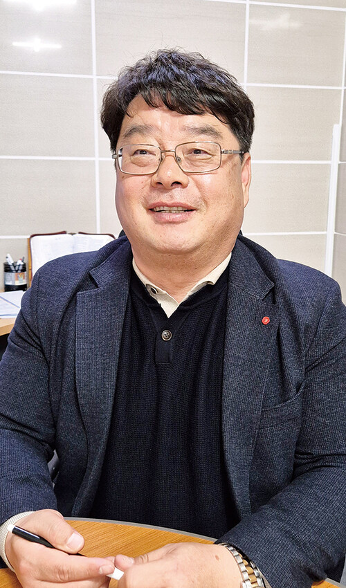 [인터뷰] (주)유신ENG 김기철 대표이사 부모님이 계신 곳이라는 마음으로 시공