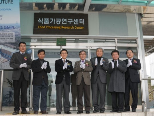 최신 설비 갖춘 제주 식품가공연구센터 본격 가동