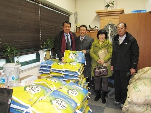 (주)회성종합건설, 이도2동에 쌀 75포 기탁