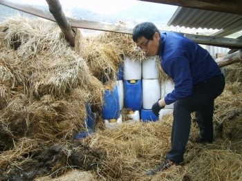 국민대표 먹거리 김에 공업용 유독물 사용업자 무더기 검거