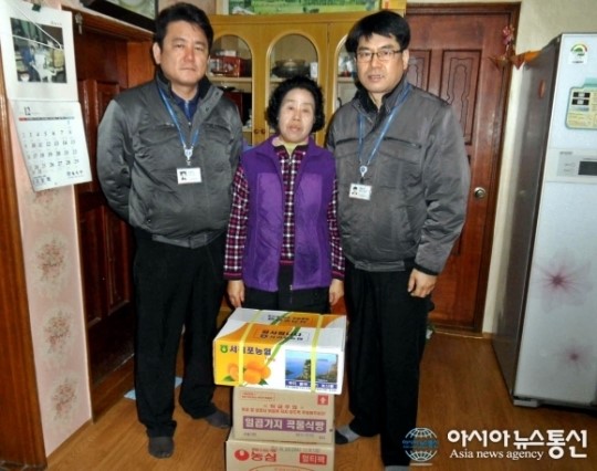 코오롱 구미공장(주) 삼우회, 연말 위문품 전달