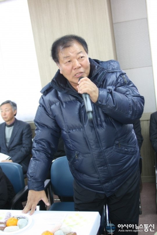 강명성 연평주민자치위원장, 새해 주민들 건강하세요