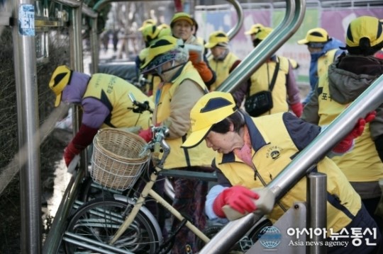 새봄맞이 대청소 실시하는 마포구
