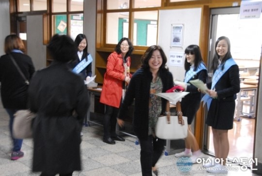 월곶중 학부모 총회 현장에서 청렴캠페인 전개