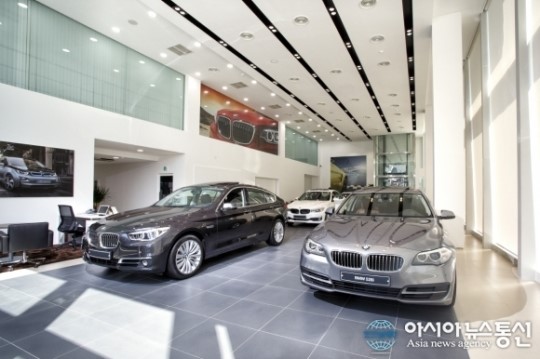 BMW 코리아, 부산 중구에 중앙 전시장 오픈
