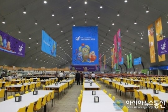 언론에 공개된 선수촌 뷔페식당 전경