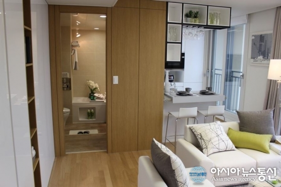광교 엘포트 아이파크 오피스텔 모델하우스 분위기 후끈