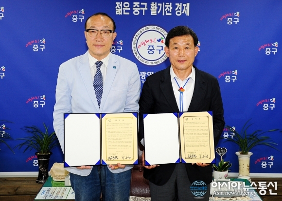 대흥동 상가번영회 불법 광고물 근절… 365일 자진정비