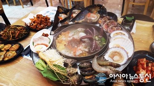 포차에서 맛집, 맛집에서 해물창업의 강자로 우뚝 선 해물프랜차이즈‘조개꽃천지’