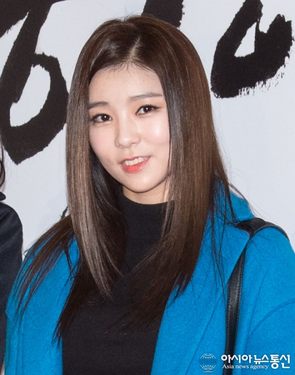 히야 VIP 시사회, 포토월에 선 서영