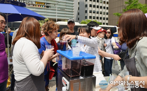 폴란드 아로니아 시음해보세요
