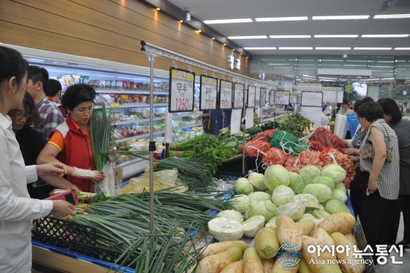 오류동 SR마트 콘서트와 함께 한 개업식 열려