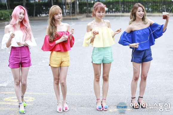 멜로디데이 컬러플하게 깔로