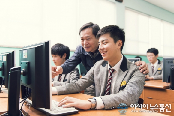 경북기계공고, 취업난 속 취업률 고공행진 중