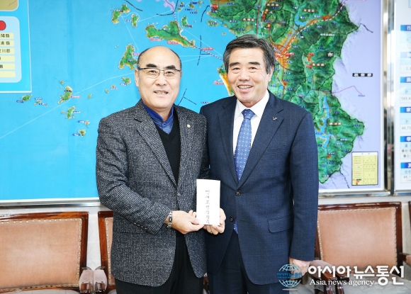 삼원환경산업(주), 보령시에 만세보령장학금 전달