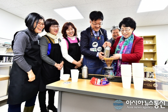 배움을 나눔으로 실천하는 부평구 산곡3동 바리스타