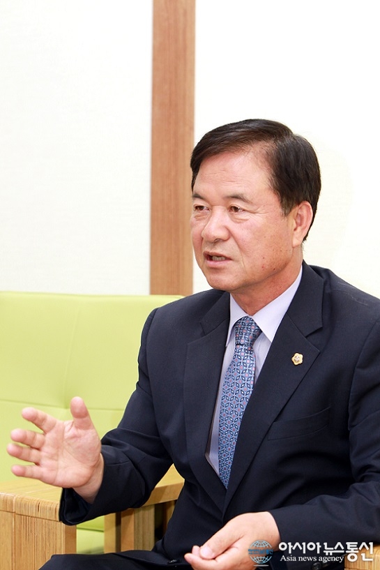 (인터뷰) 최춘식 경기도의회 국민바른연합 대표