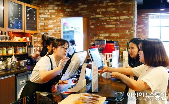 스타벅스 부럽지 않아요..착한 커피 파는 대구대 커피숍 카페이음