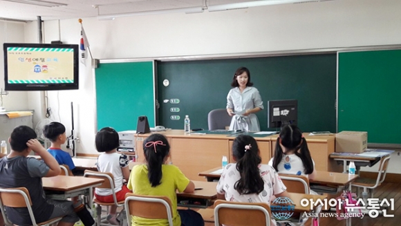 (사)한국인성문화진흥원, 찾아가는 눈높이 인성교육 실시