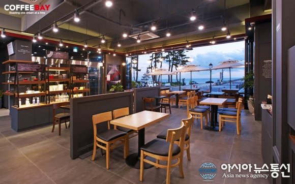 커피베이 ‘2018 합리적인 가격으로 최상의 맛과 서비스를 제공’ 가심비 높여