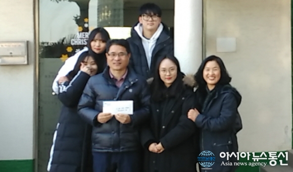통영 충무고 학생들, 복지단체 성금 전달