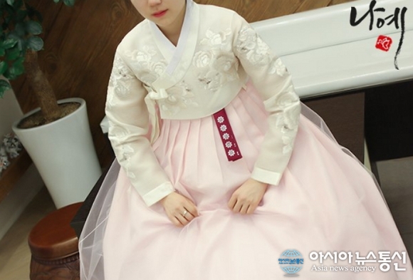 결혼식한복대여 전문점 나예한복, 웨딩 성수기 맞춰 다양한 디자인·사이즈 한복 출시